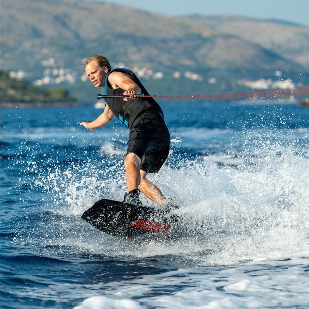 Logo Wakeboard & Unit Bindings Package 138 cm